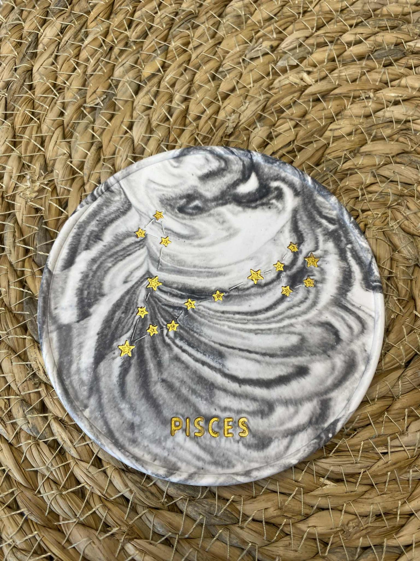 Padėkliukas su Žuvų žvaigždynu