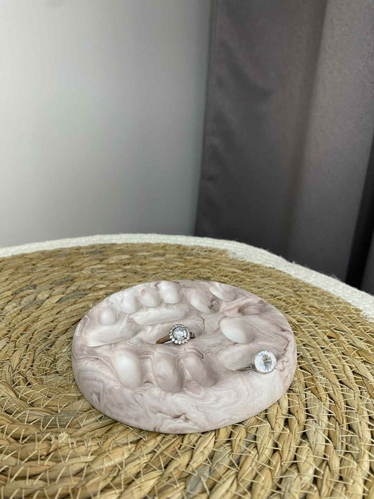 Žiedų dėklas (rudas)