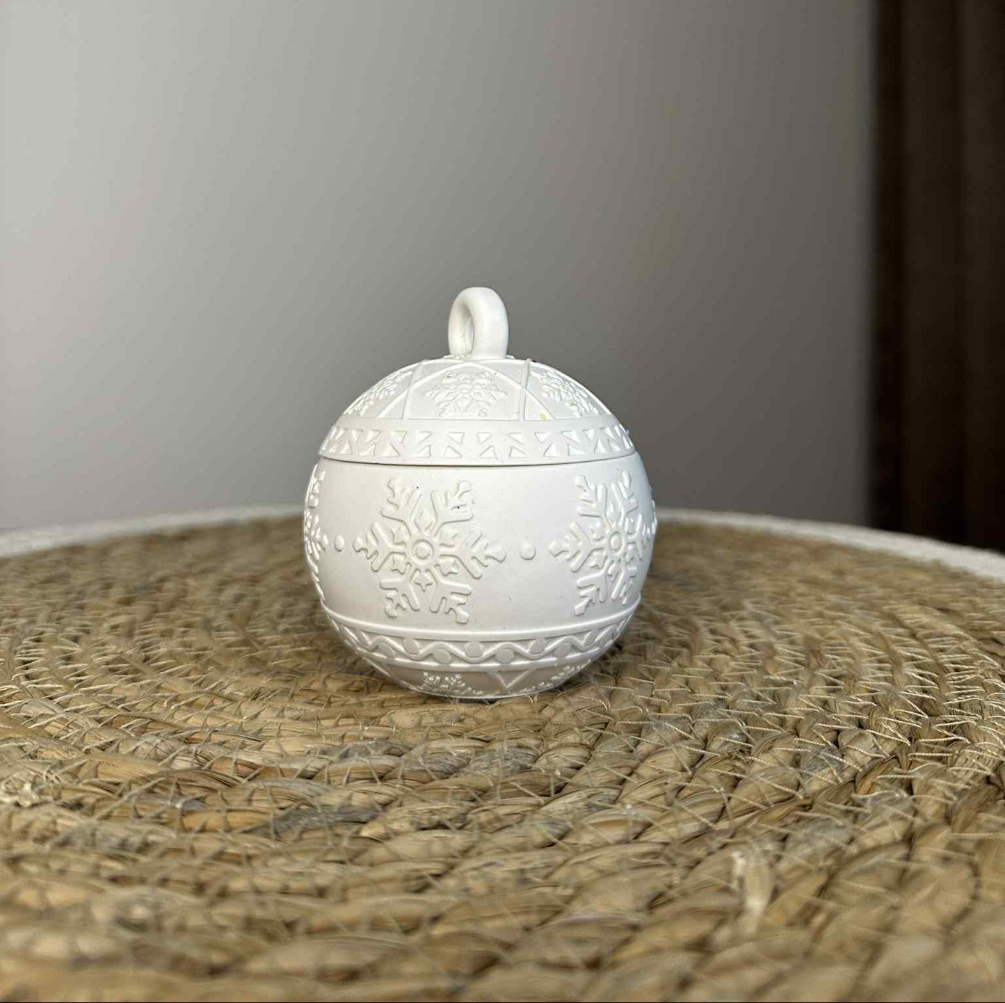 Kalėdinis žaisliukas - dėžutė