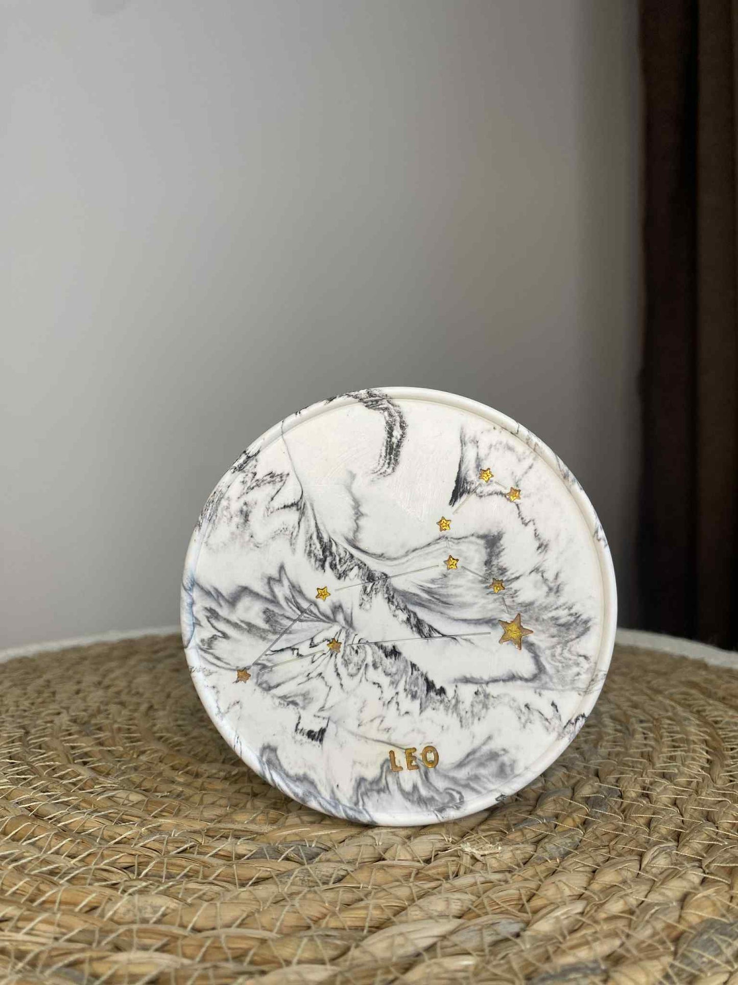 Padėkliukas su Liūto žvaigždynu