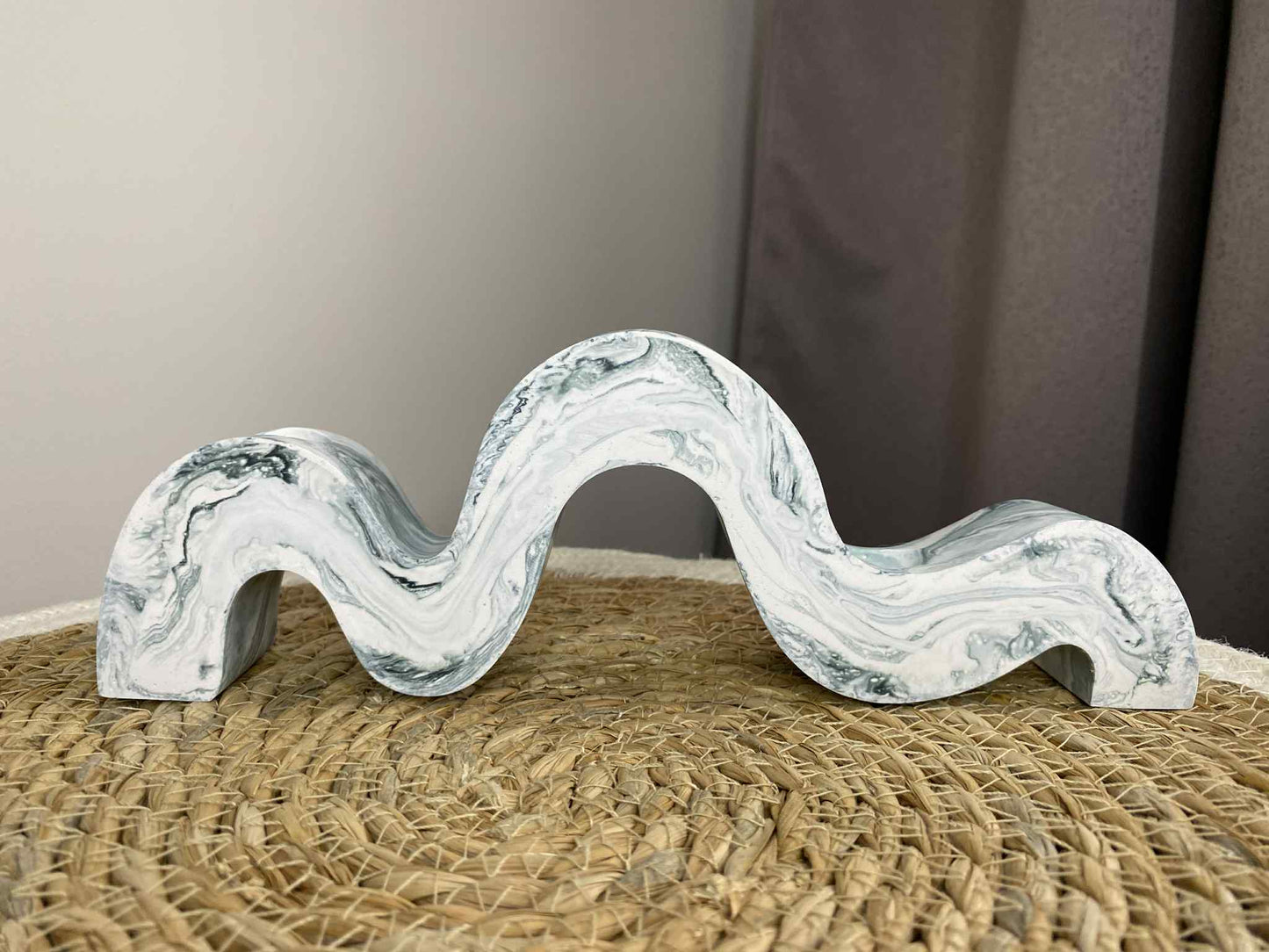 Lenkta žvakidė (žalsva)