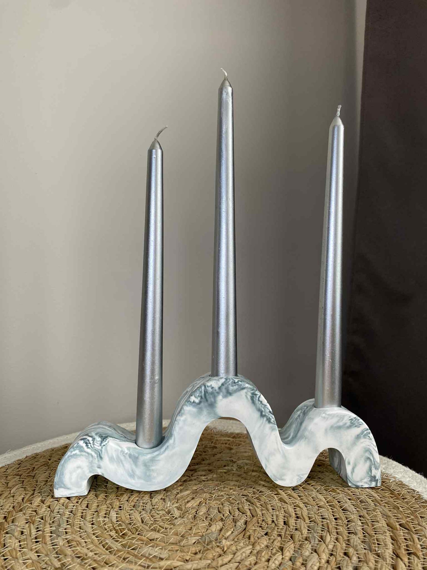 Lenkta žvakidė (žalsva)