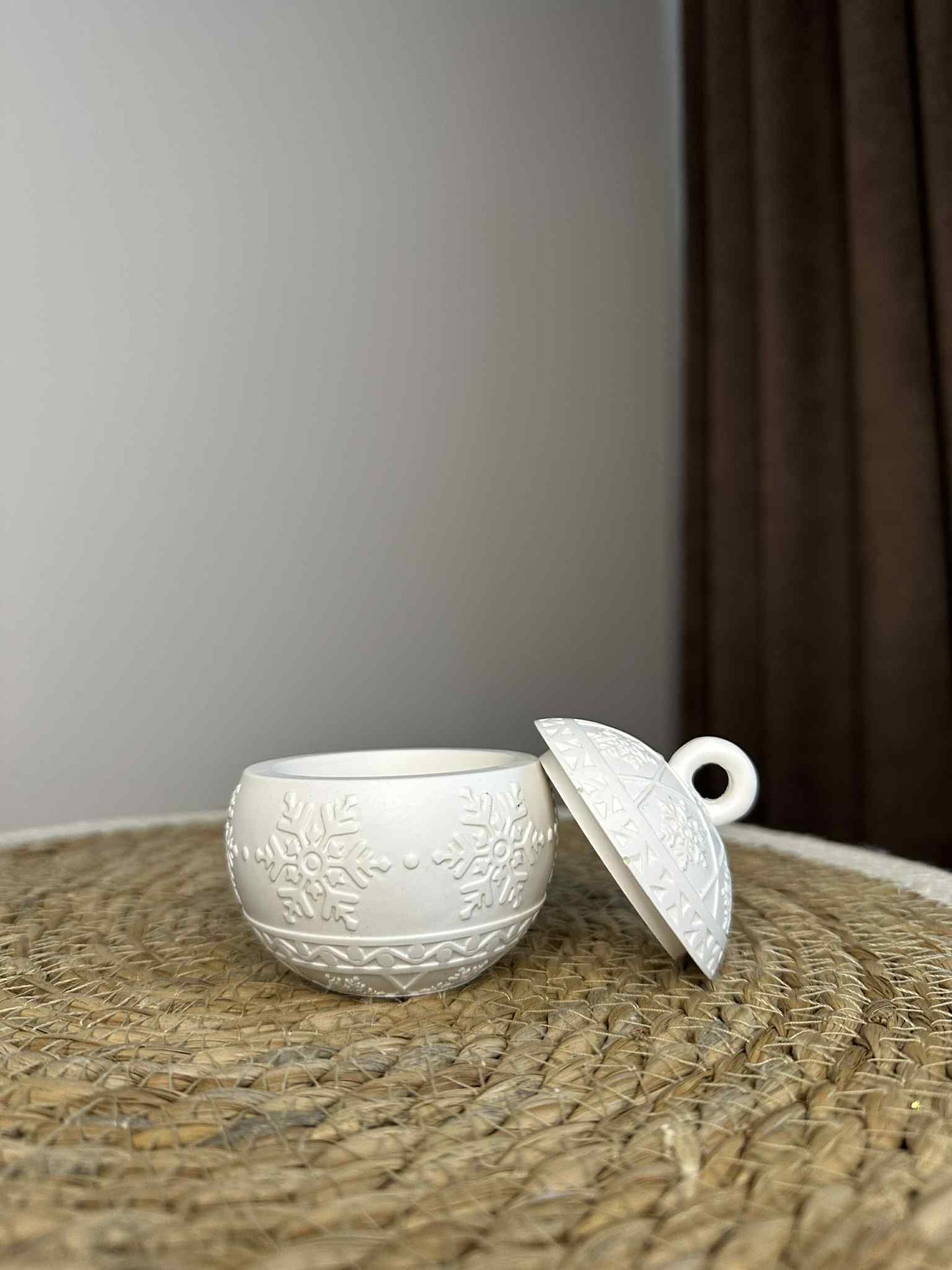 Kalėdinis žaisliukas - dėžutė