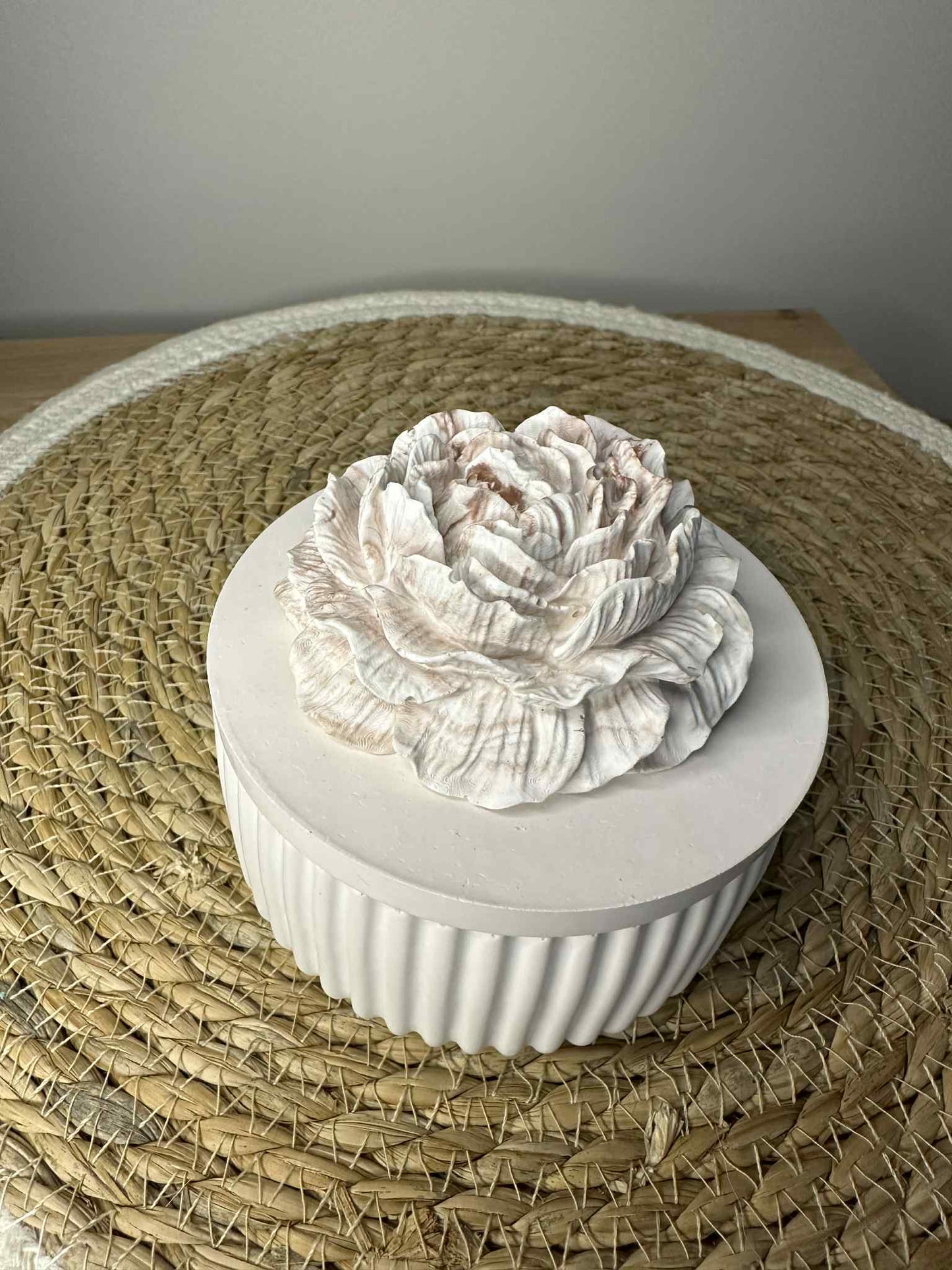 Didelė jesmonito žvakė „Bijūnas“