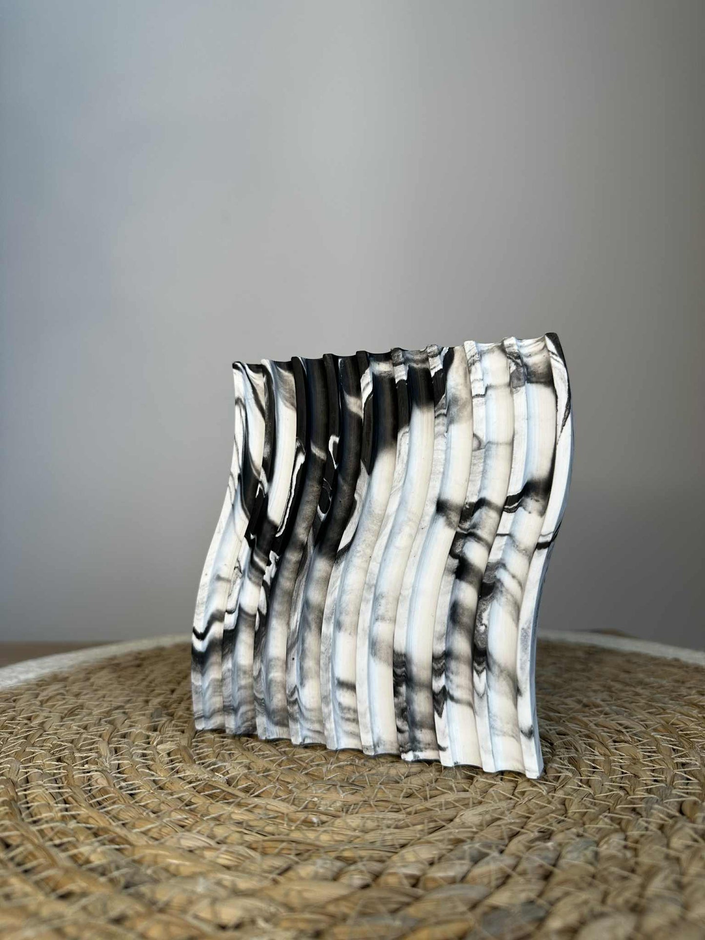 Banguotas padėkliukas (juodas)